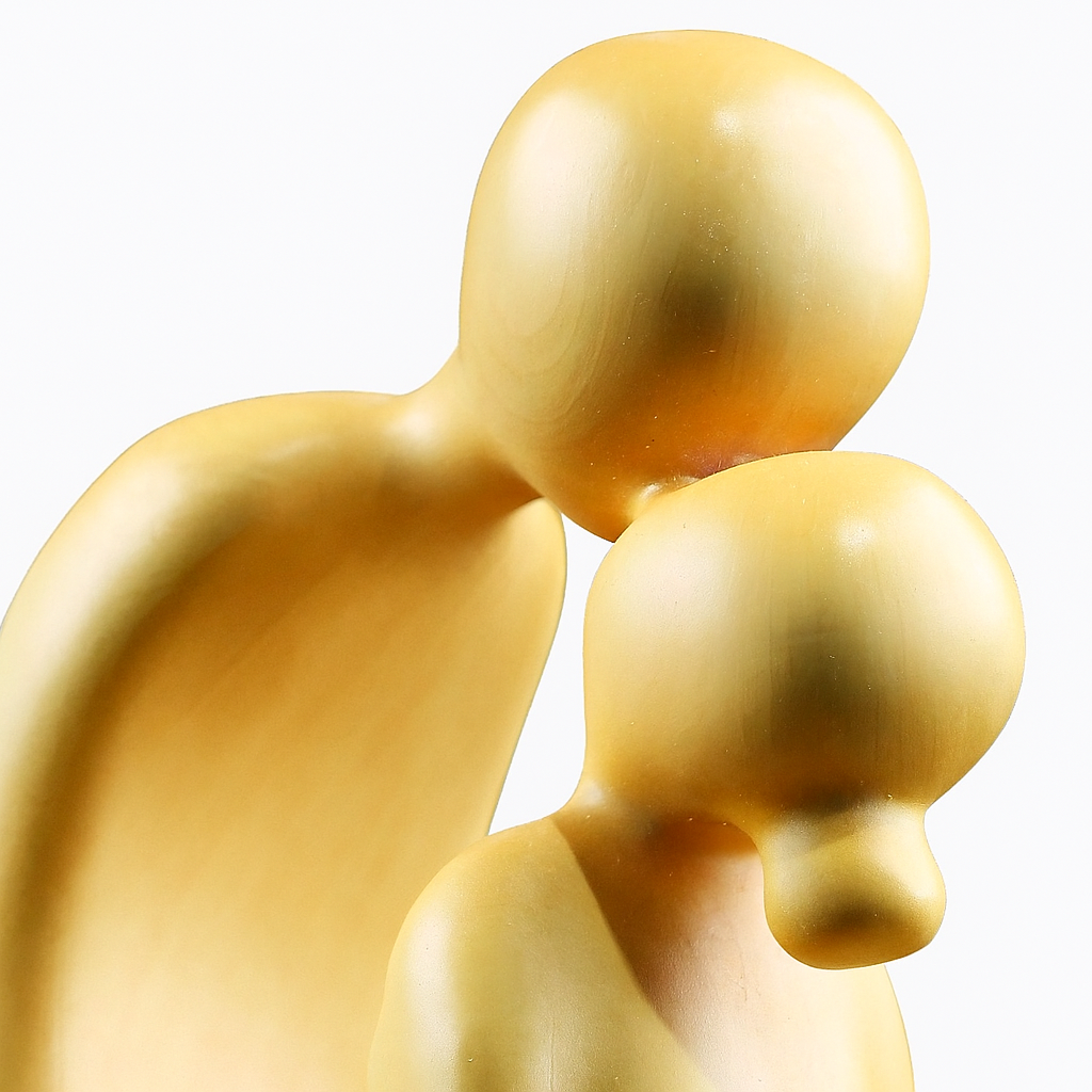 Stone Lovers Sculpture | The Embrace of Time