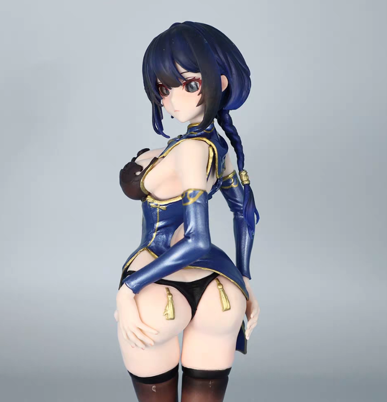 Southern Rose Figure | Midnight Elegance in Sapphire (27cm)
