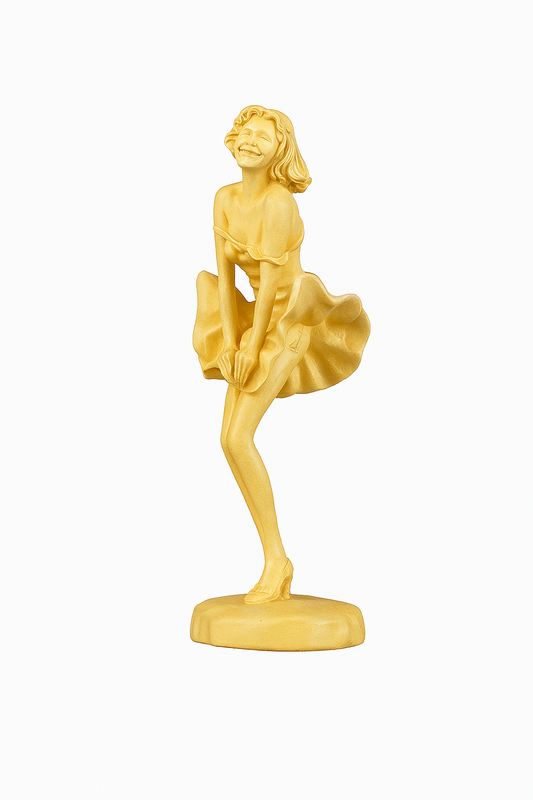 Boxwood Marilyn | A Laugh, a Moment, a Breeze